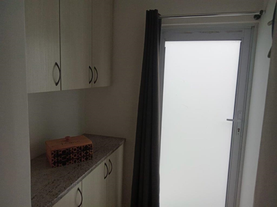 5 Bedroom Property for Sale in Noorsekloof Eastern Cape